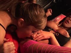 In diesem Club treiben es nur die Weiber