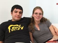 Er lässt sein Girl von einem Schwarzen knallen